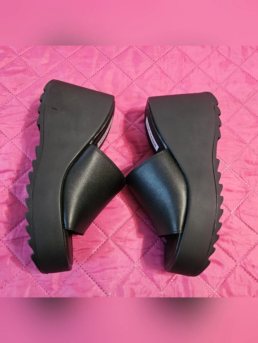 Steve Madden Chunky Black Slides